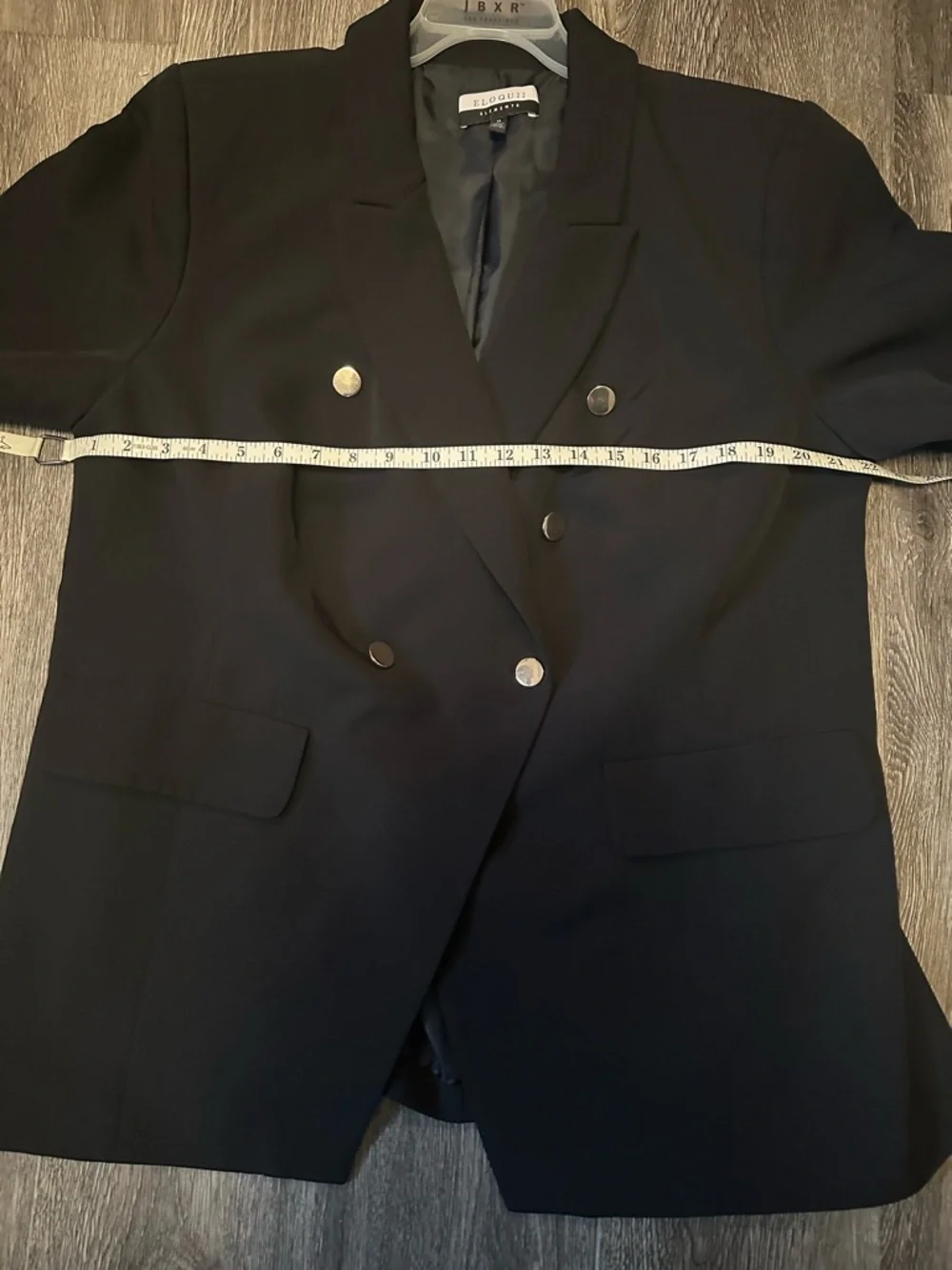 ELOQUII Elements Women's Plus Black Fitted Angular Blazer with Gold Buttons - Picture 6 of 8